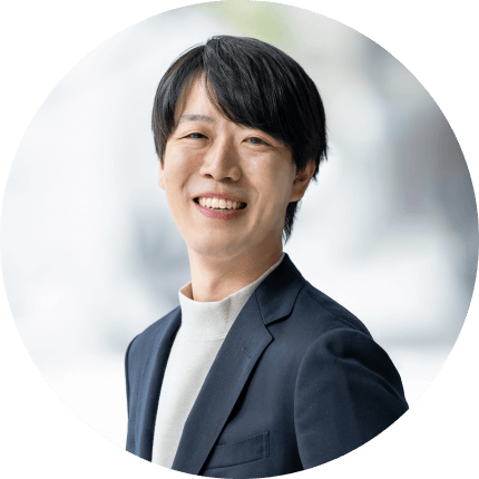 執行役員 彦坂 春森 HARUMORI HIKOSAKA