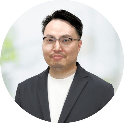 執行役員 大川 智弘 TOMOHIRO OKAWA