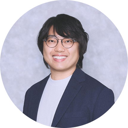 執行役員 吉成 大祐 DAISUKE YOSHINARI